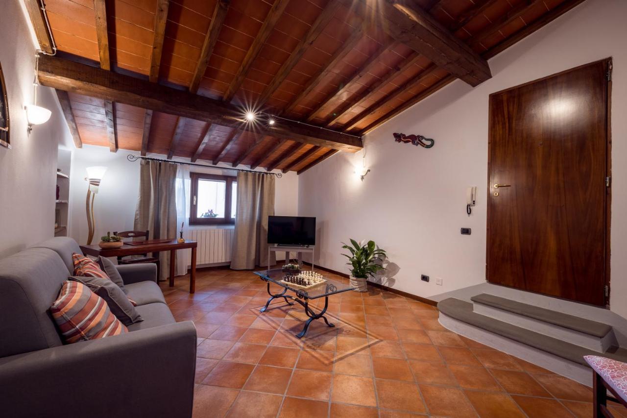 Tognazzi Casa Vacanze - Casa Vico Zambra Esterno foto